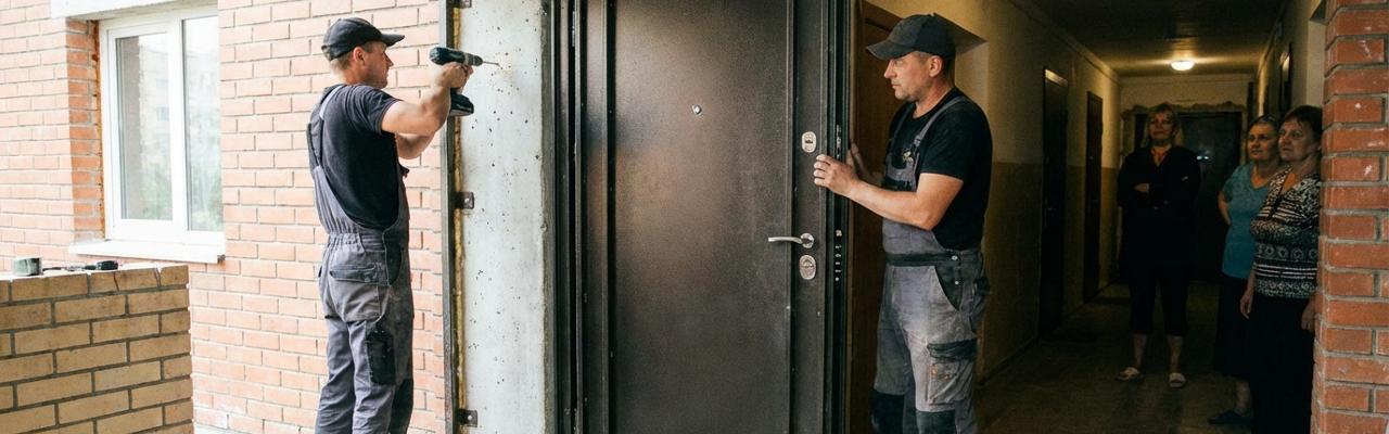 Instalación de puertas de seguridad en Villaverde